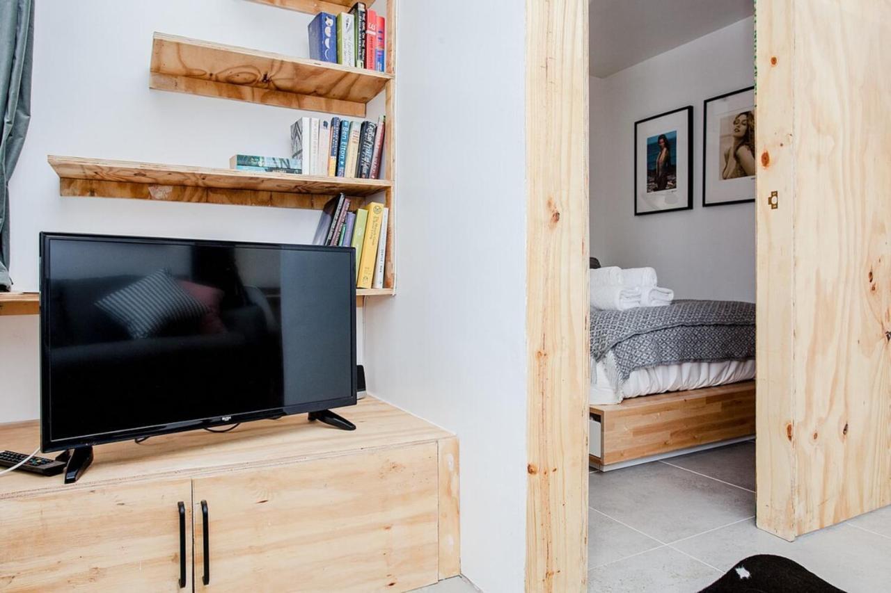 Modern Central 1Bd Flat In Clerkenwell - Sleeps 4! Londra Exterior foto