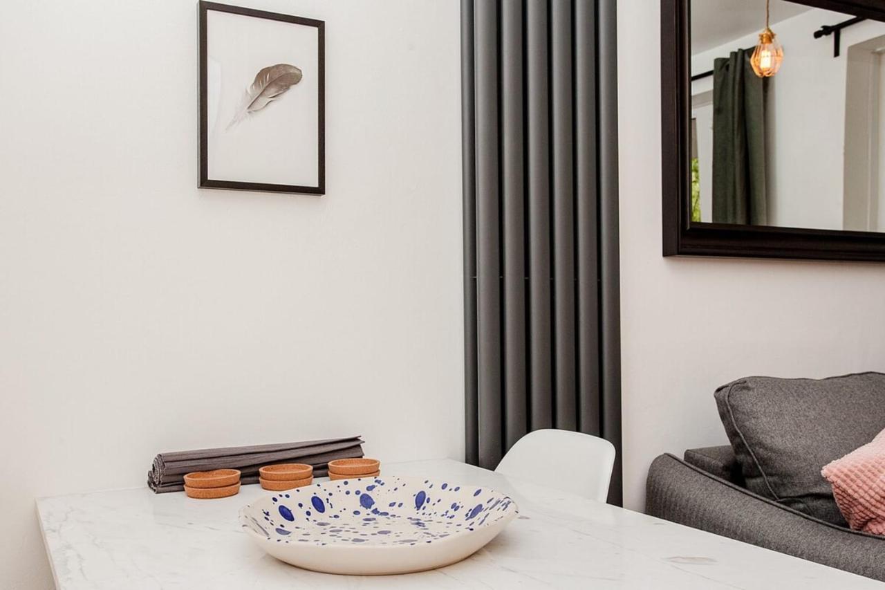 Modern Central 1Bd Flat In Clerkenwell - Sleeps 4! Londra Exterior foto